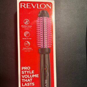 REVLON Silicone Bristle Heated Hair Styling Brush